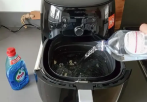 Cách vệ sinh nồi chiên không dầu như mới sau khi sử dụng