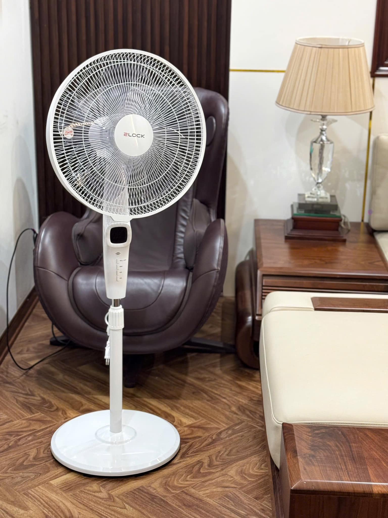 Quạt cây 2lock Korea Động cơ DC